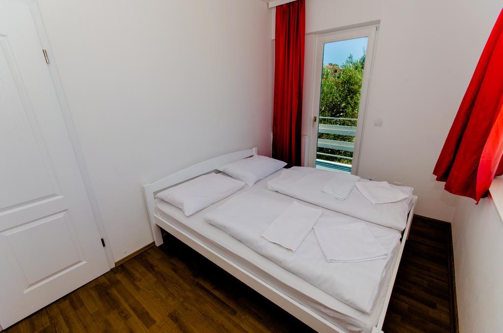 Apartments Balote Trogir Room photo